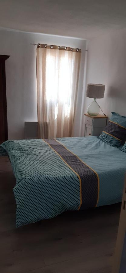 Le Gite Des Cinq Cepages Fréjus Kültér fotó